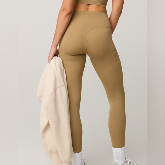 NWT Offline Real Me® Weightless With Support And Buttery Soft High Rise Leggings - Picture 2 of 16